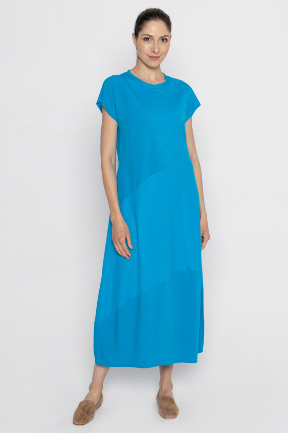 Türkisfarbenes Maxikleid aus Strick