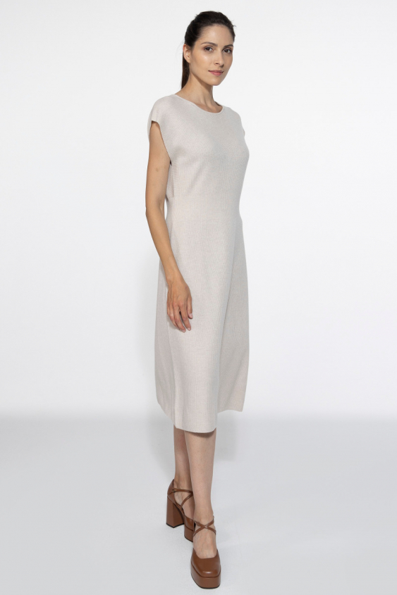 Cremefarbenes Strickkleid