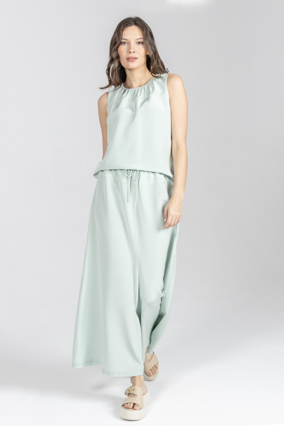 Długa spódnica w kolorze mięty