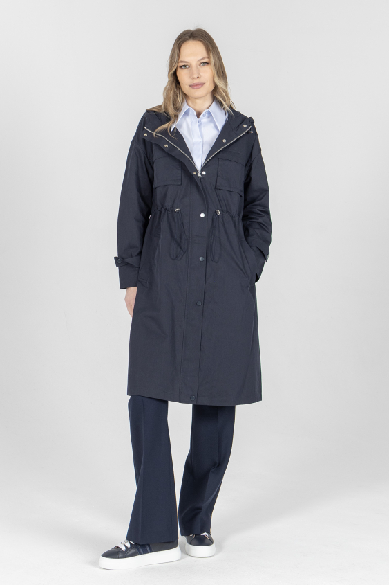 Długa granatowa kurtka