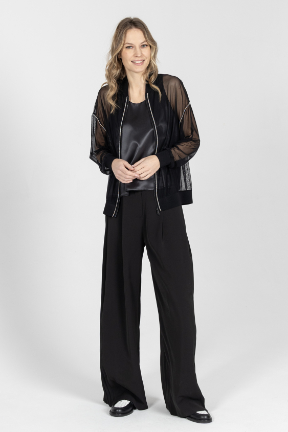 Elegancka czarna bomberka z tiulu