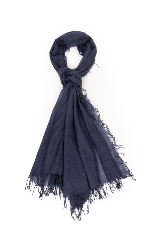 Lekki granatowy szal z kaszmiru