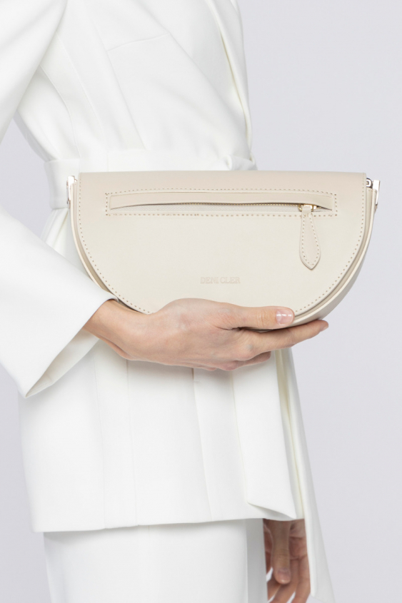 Elegant small beige handbag 