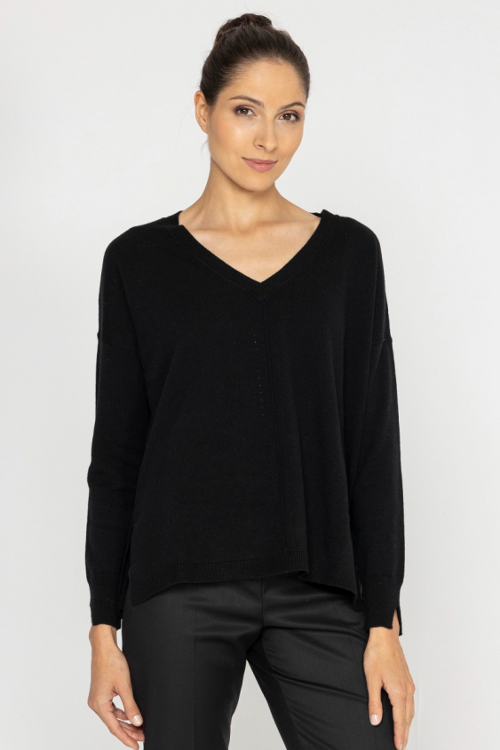 Black wool and cashmere V-neck jumper