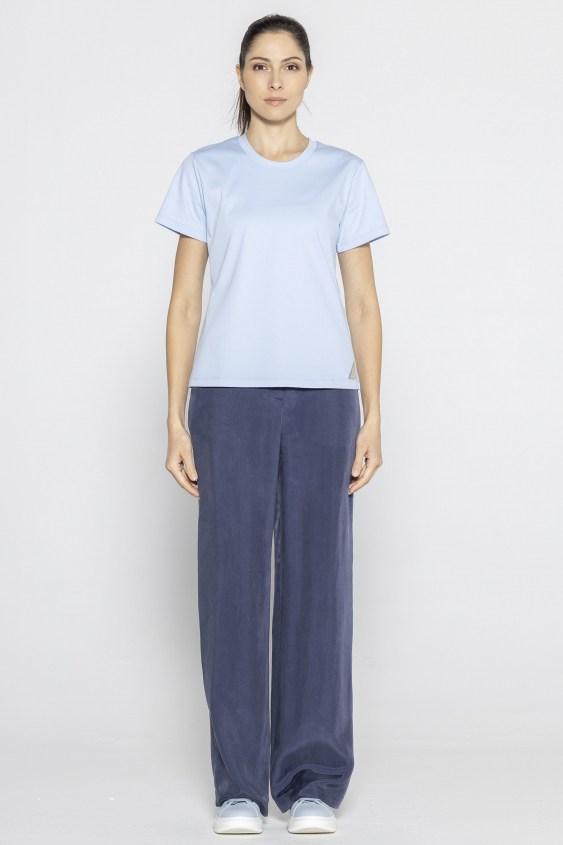 Blue T-shirt with a round neckline