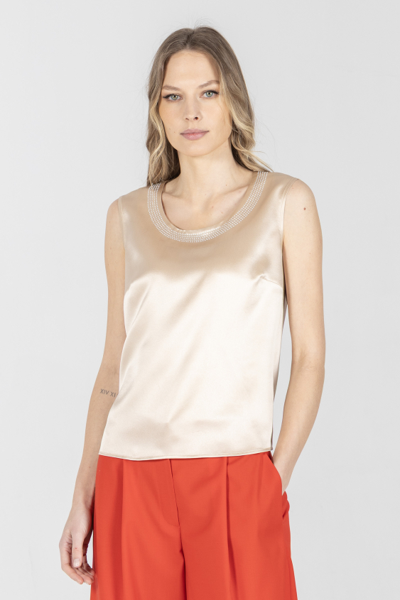 Elegancki beżowy top z jedwabiu