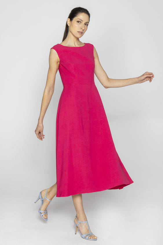 Flared dress in magenta
