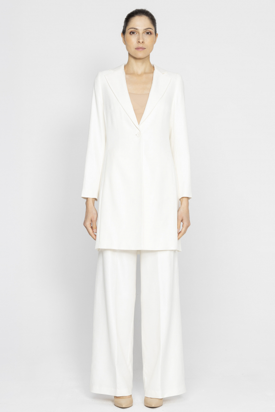 Weißer langer eleganter Blazer
