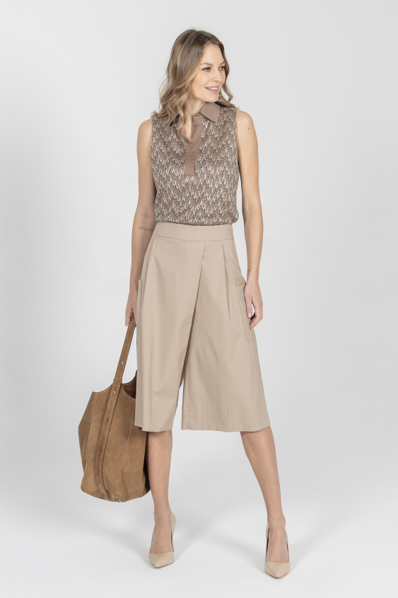 Krótki spodenki w kolorze beżowym