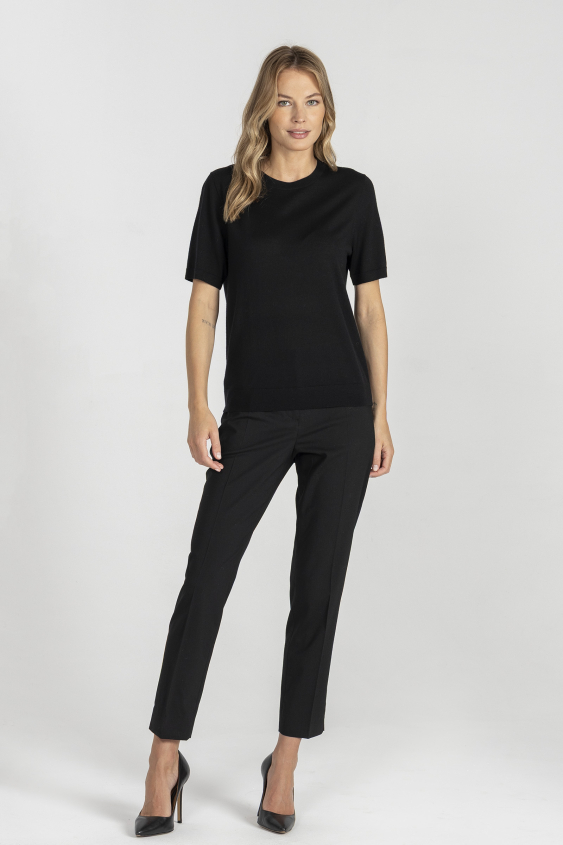 Czarne wąskie spodnie z cienkiej wełny