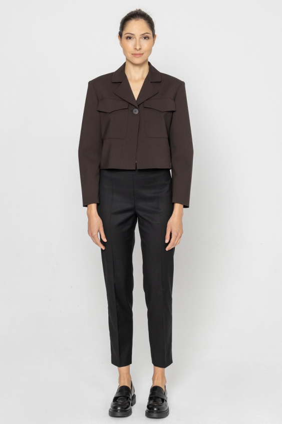 Short brown jacket with patch pockets