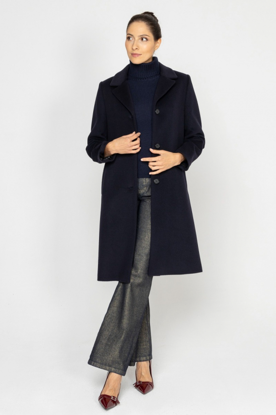 Marineblauer Mantel aus flach geschnittenem Fleece