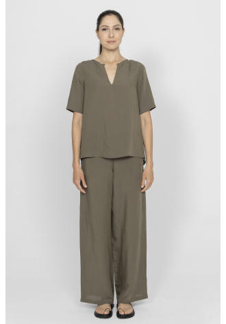 Khaki short-sleeved blouse