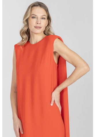 Elegancka długa czerwona sukienka