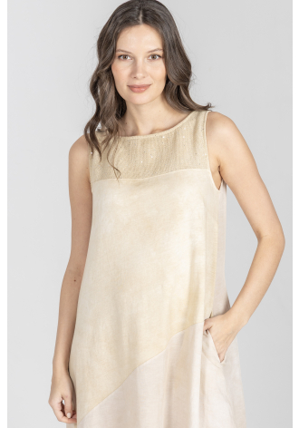 Luźna sukienka maxi w kolorze beżowym