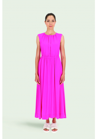 Pink dress with small sleeves