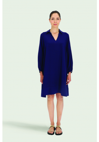 Granatowa sukienka oversize