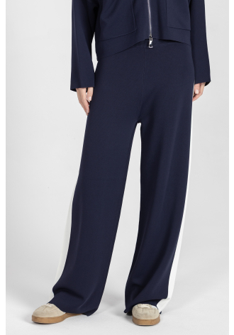 Granatowe sportowe spodnie z białym lampasem