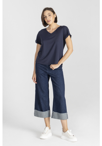 Navy blue wide-leg jeans