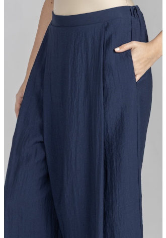 Luźne spodnie w kolorze granatowym