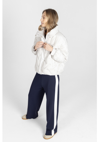 Pikowana kurtka w kolorze szarym