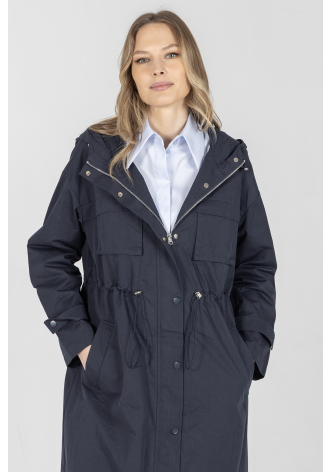 Długa granatowa kurtka