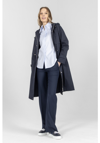 Długa granatowa kurtka