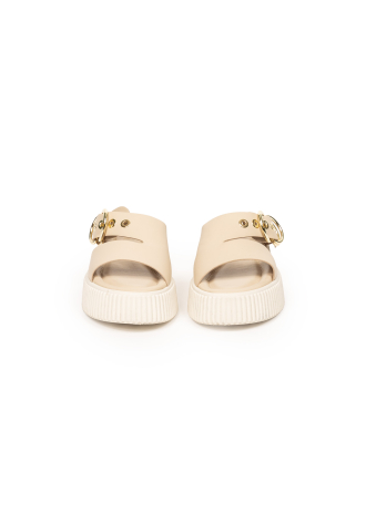 Klapki w kolorze beżowym