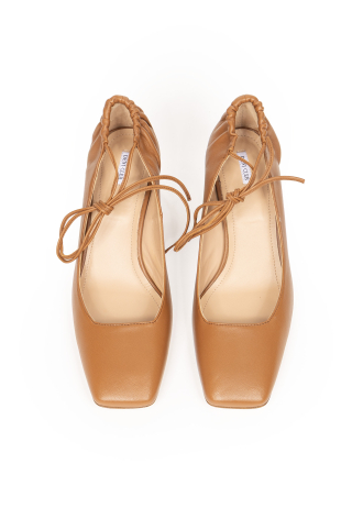 Czółenka na słupku