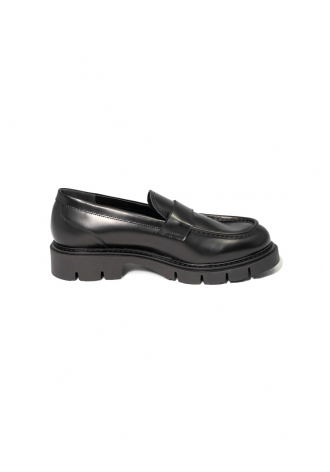 Black moccasins with a thick sole