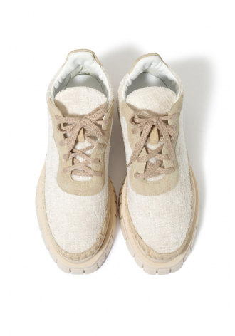 Shoes with military sole