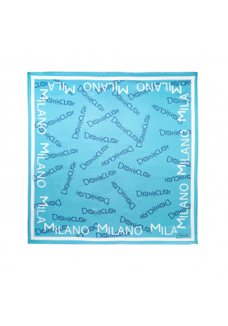 Jedwabna niebieska chusta z napisem Deni Cler Milano