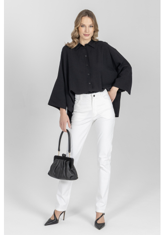 Czarna mała elegancka torebka z zatrzaskiem