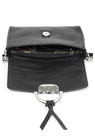 Czarna niewielka torebka