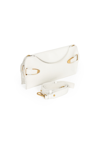 Średnia torebka ze złotymi okuciami