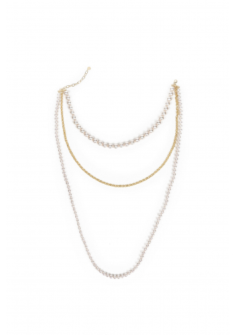 Gold-coloured necklace with artificial pearls