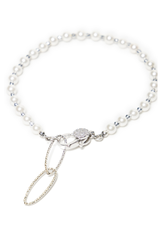 Armband aus weißen Zuchtperlen