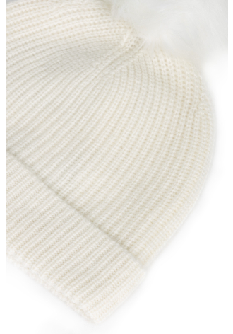 Kaszmirowa czapka z pomponem