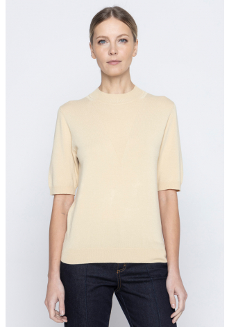 Beige short-sleeved sweater