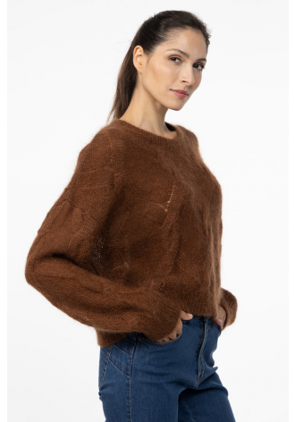 Short brown sweater
