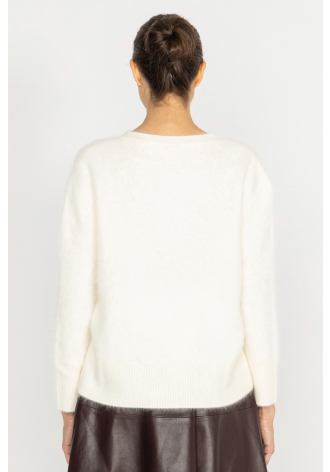 Loose ecru cashmere V-neck jumper