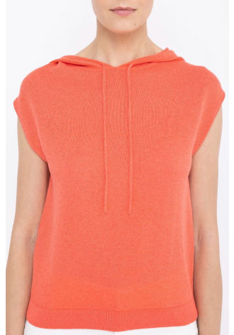  Orange shirt-sleeved sweater with a hood