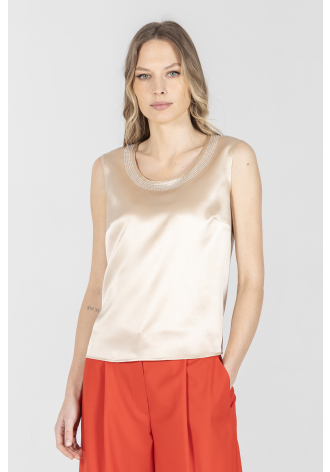 Elegancki beżowy top z jedwabiu