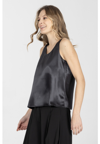 Elegancki top w kolorze czarnym z połyskującego jedwabiu