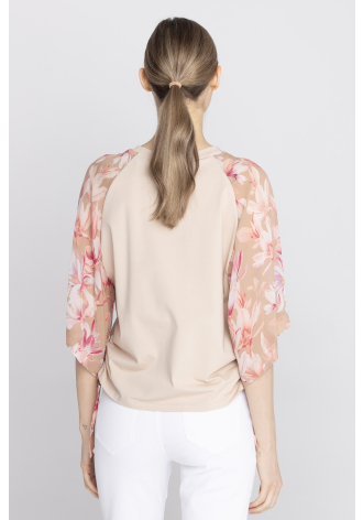 Bluzka  motywem magnolii