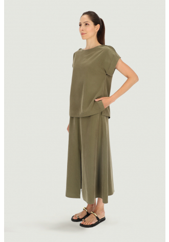Loose khaki blouse
