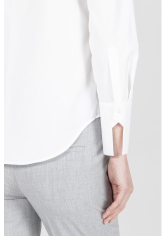 Biała biznesowa koszula