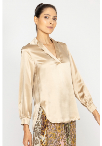 Elegant ecru silk blouse