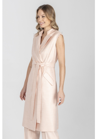 Sukienka w kolorze pudrowego różu