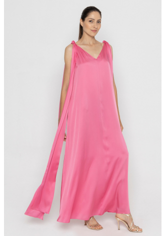 Elegant pink maxi dress with satin shine 